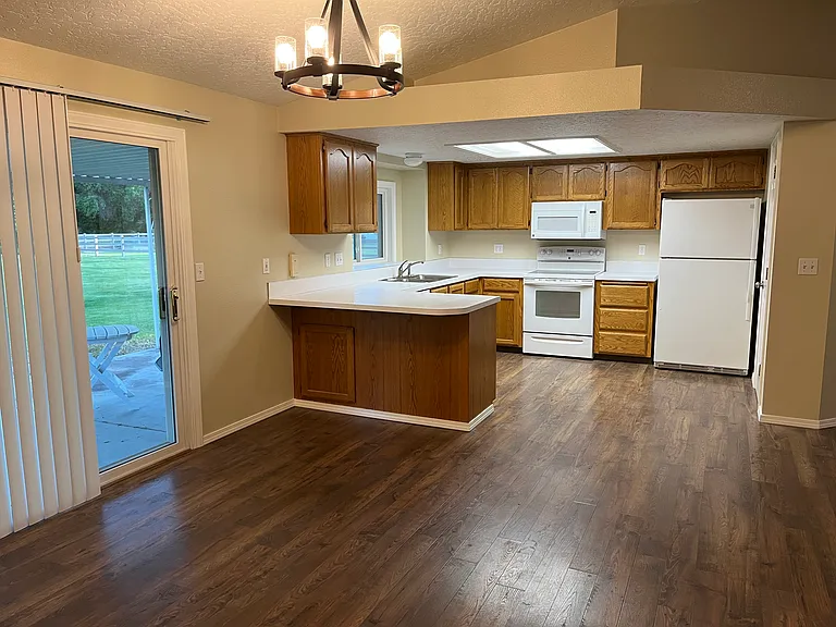 4845 Heath Way — Photo 7