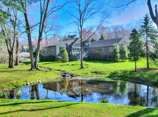 211 Greens Farms Rd, Westport, CT 06880