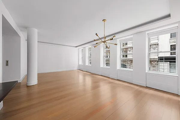 Sold by Corcoran | media 24