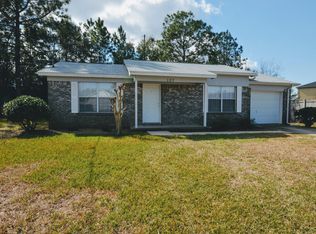 107 Oak Terrace Dr, Crestview, FL 32539