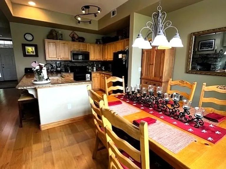 174 Robin Dr — Photo 6