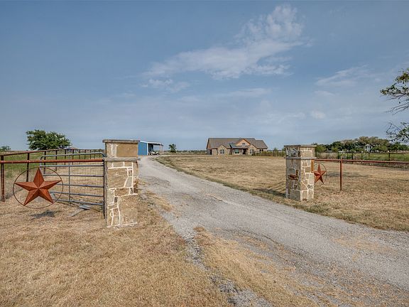4th image of 8400 Holder Rd