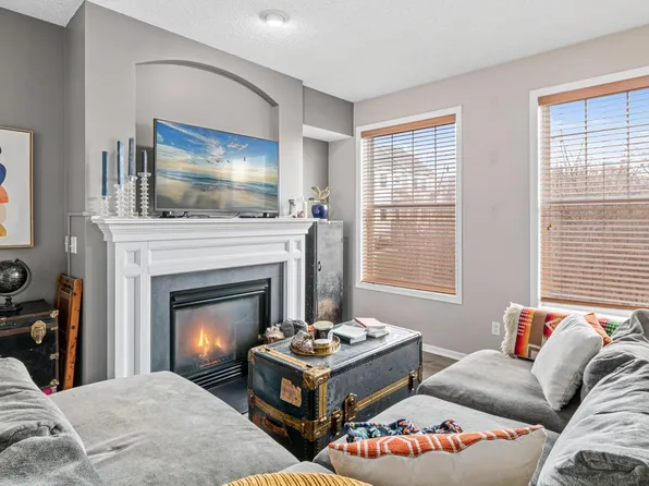 1972 Siefert St, Chaska, MN 55318