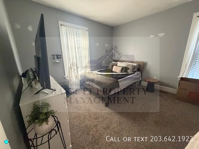 66 Griswold St #2 — Photo 9
