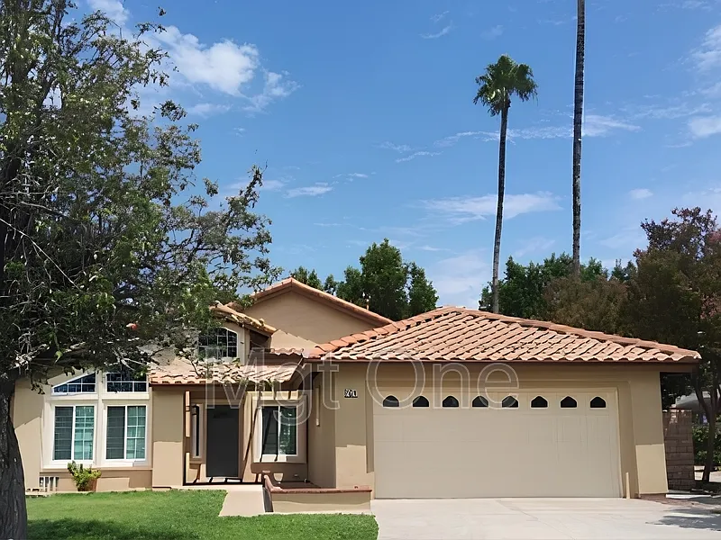 13524 Auburn Ct