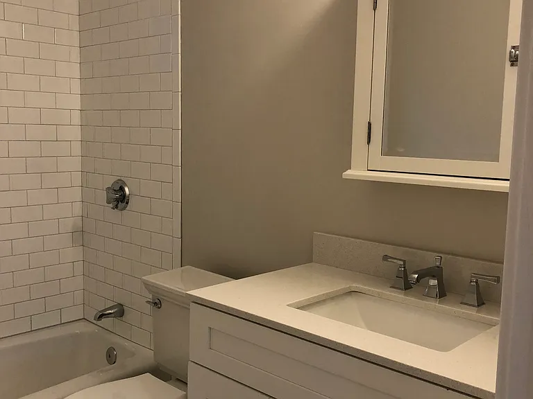 28 Brimmer St #2 — Photo 8