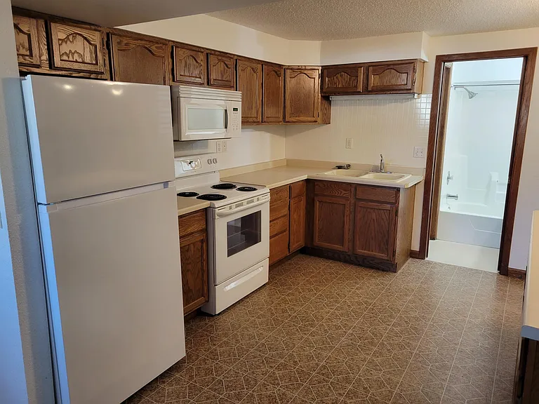 1516 Avon St #111 — Photo 3