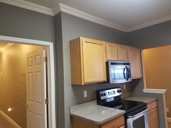 1792 Flagstone Cir Unit 21-1, Rochester, MI 48307