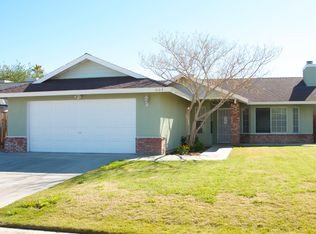 604 Suzanne St, Ridgecrest, CA 93555