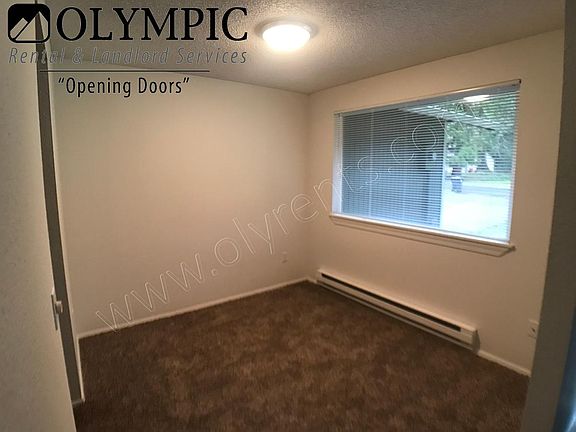 4th image of 3539 6th Ave NW #B