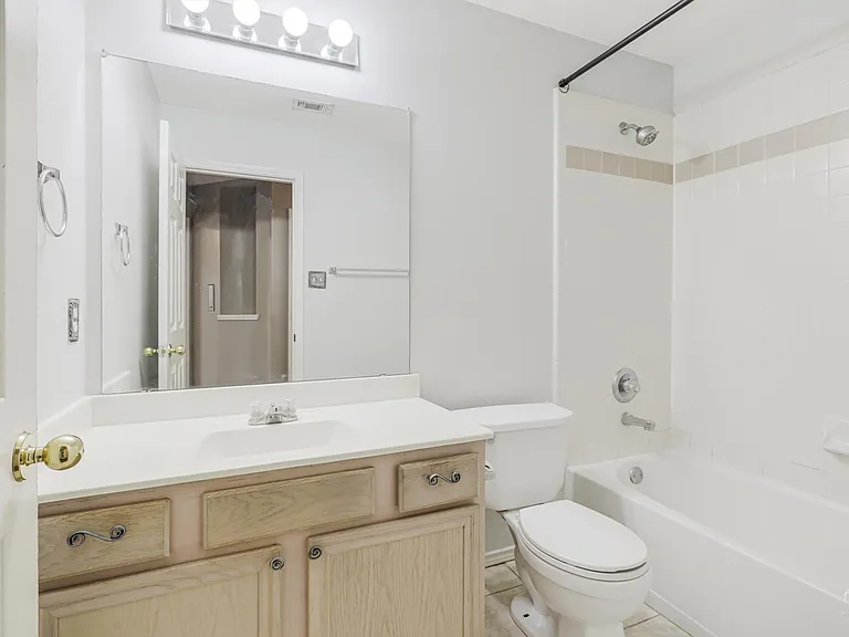 5653 Westwood Ln — Photo 6