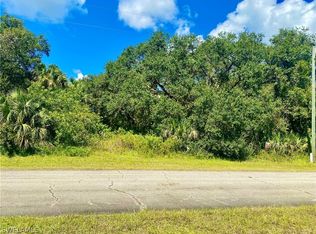 March Ln, Labelle, FL 33935