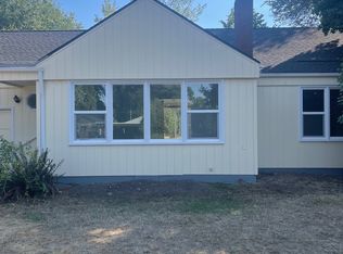 402 Knoop Ln, Eugene, OR 97404