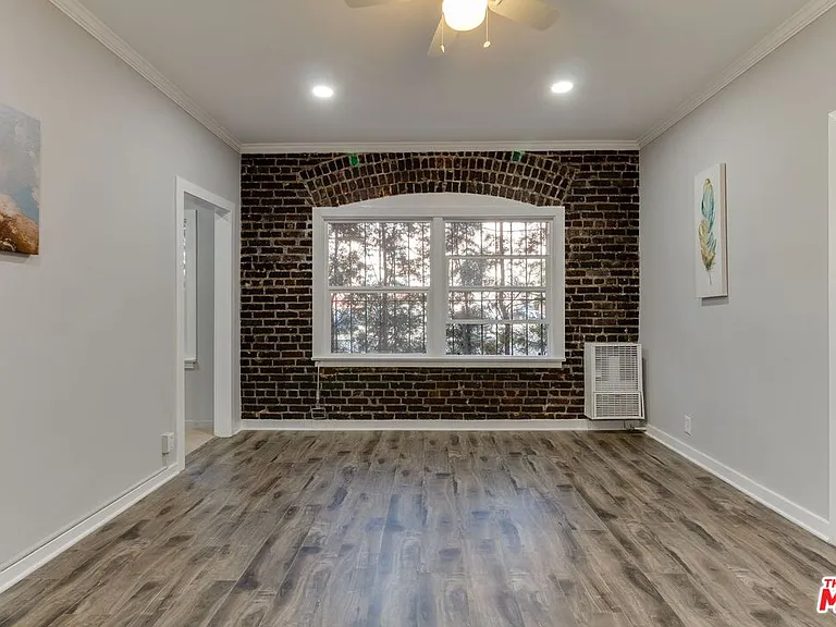 730 S Catalina St — Photo 13
