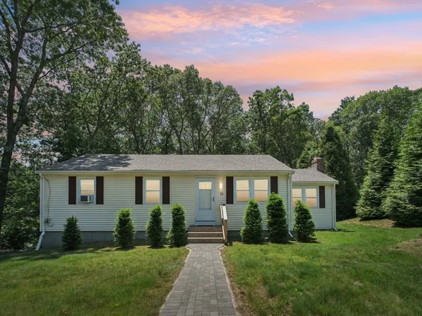 74 Oriole Dr, Northbridge, MA 01534