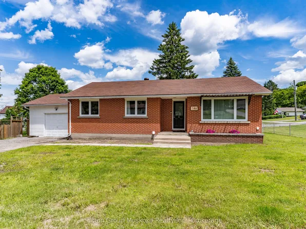 146 Simpson St, Burk's Falls, ON P0A 1C0