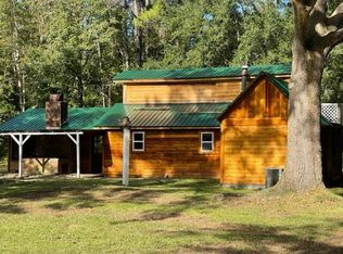 9190 Old Georgetown Rd, Mc Clellanville, SC 29458