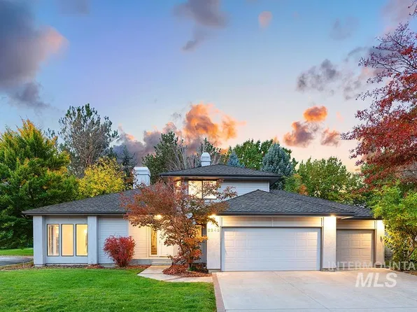 2243 S Crosscreek Ln, Boise, ID 83706