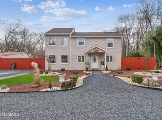 505 W Farms Rd, Howell, NJ 07731
