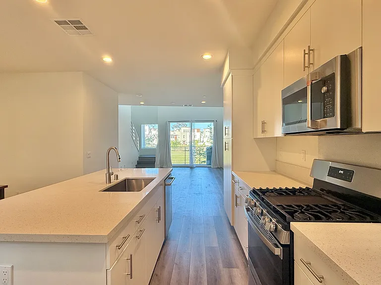 10523 Coupland Way — Photo 8
