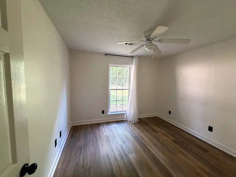 1731 Stone Pointe Dr — Photo 6