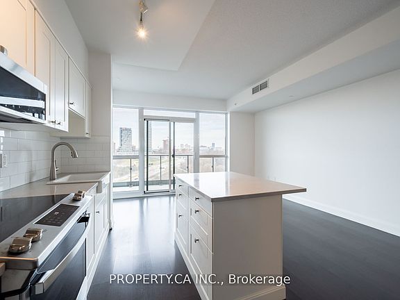 4th image of 160 Vanderhoof Ave #601