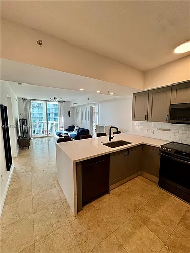 1755 Hallandale Beach Blvd Photo 1