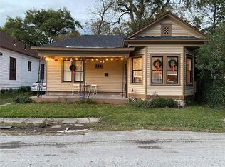 111 Alma St, Houston, TX 77009