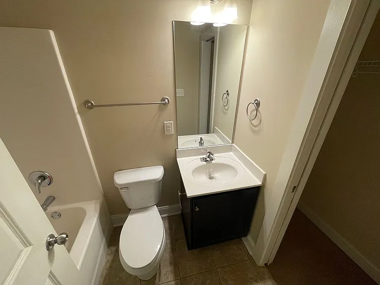 125 Hobson Ave #6 — Photo 10