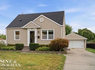 927 Montrose Ave, Royal Oak, MI 48073