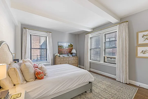 Rented by Compass | media 16