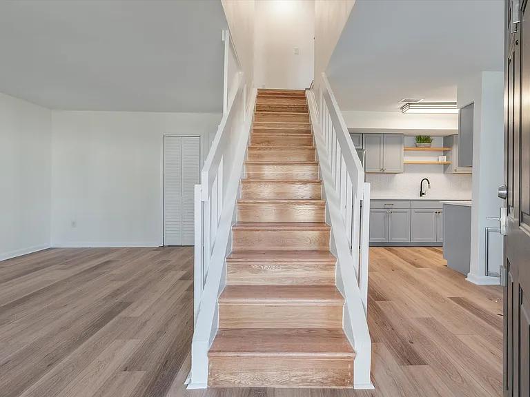 2494 Etiwan Ave #K11 — Photo 24