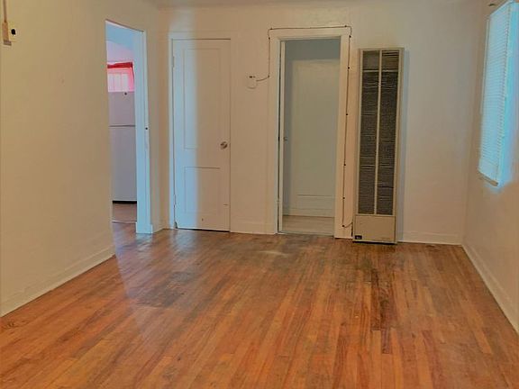 3rd image of 4600 Central Ave SW Unit 6-7