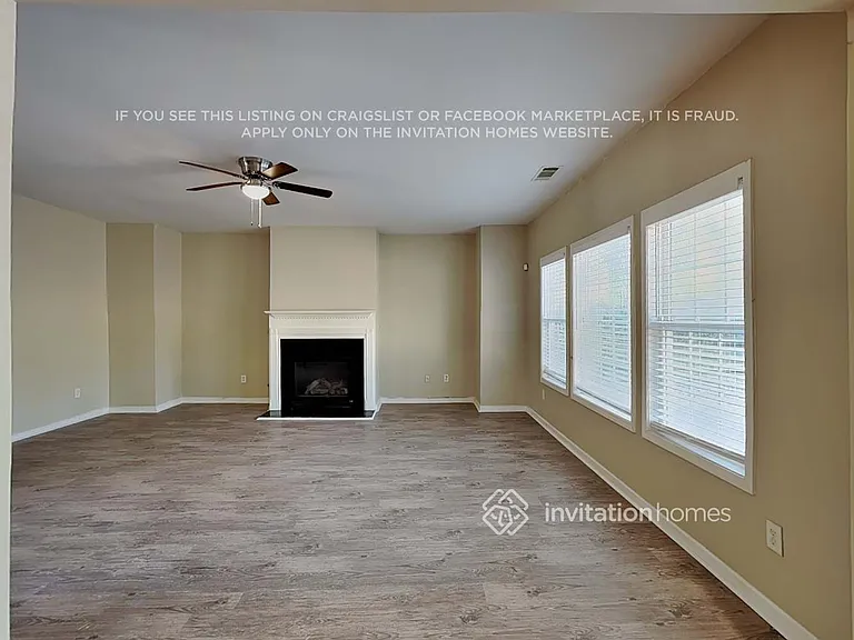 2096 Somerset Pl SE — Photo 4