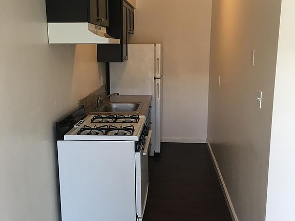2nd image of 4046 43rd St APT L