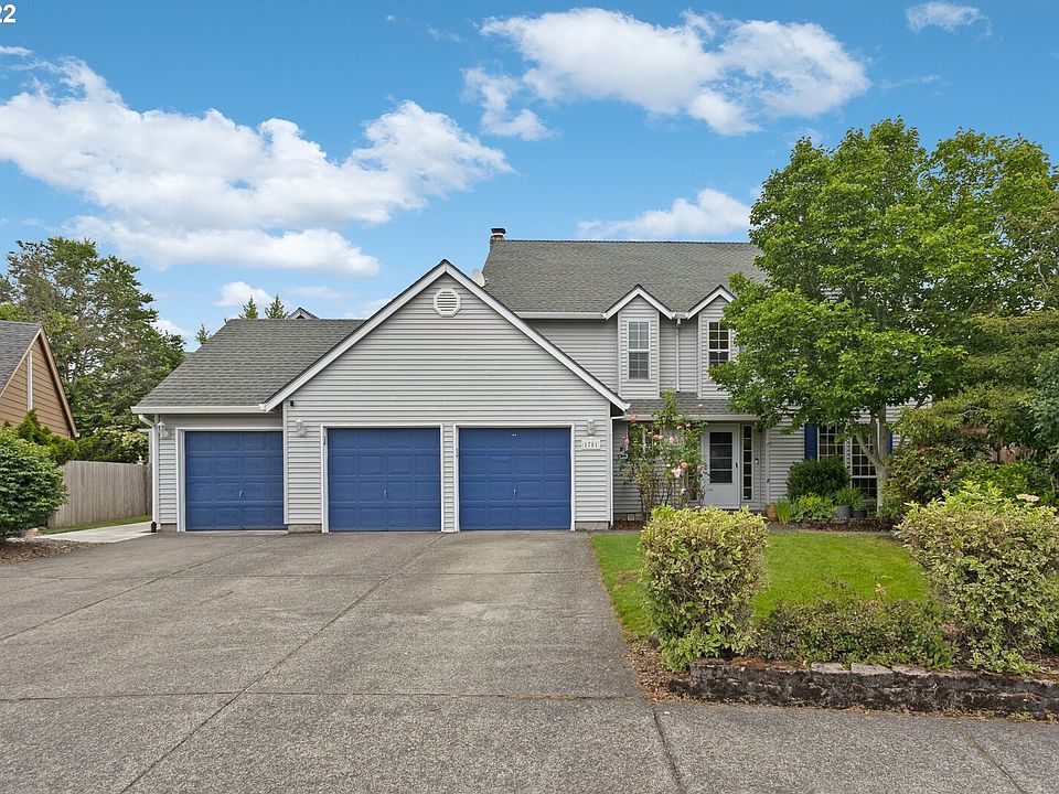 1st image of 1701 SE 162nd Ave