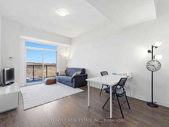 4th image of 11611 Yonge St N #719