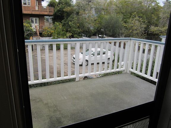 2nd image of 222 W Micheltorena St #11