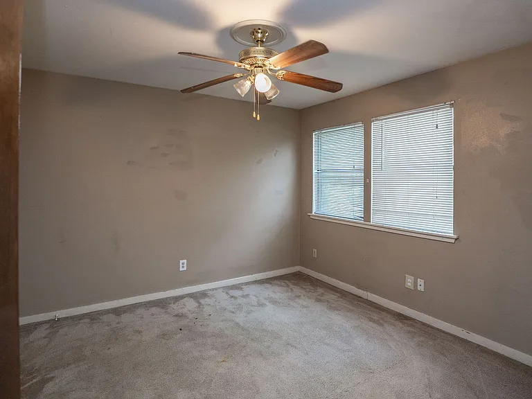 1018 Cumberland St — Photo 16
