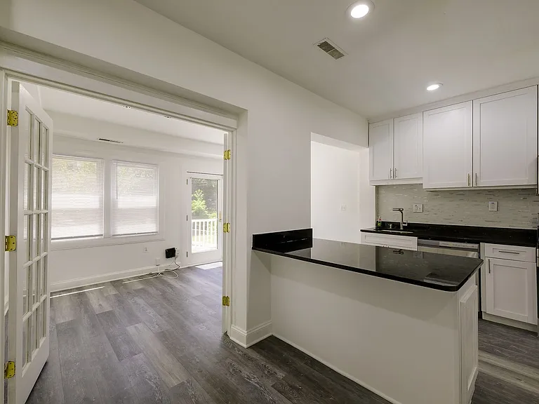 514 Missouri Ave NW — Photo 19