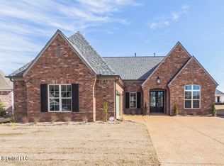 2960 Melanie Cv, Nesbit, MS 38651