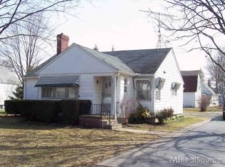 316 N Neeper St, Capac, MI 48014