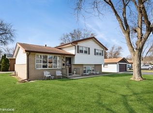 16820 Forest View Dr, Tinley Park, IL