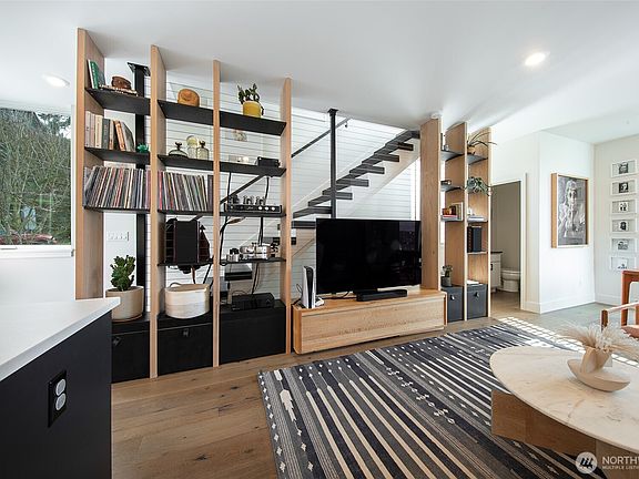 5th image of 5419 Baker Avenue NW