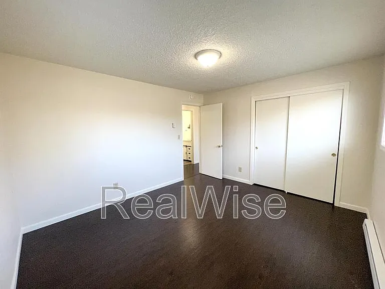 213 NE 7th St — Photo 20
