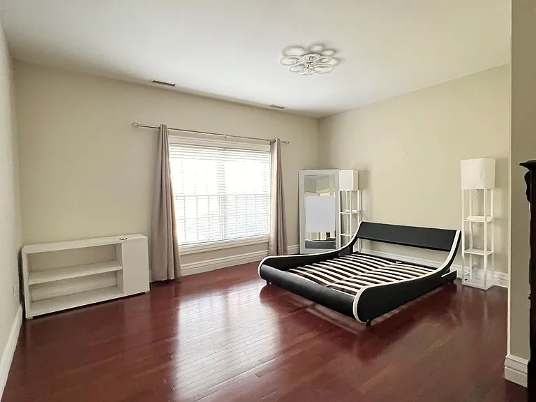 18 W Haviland Ln — Photo 16