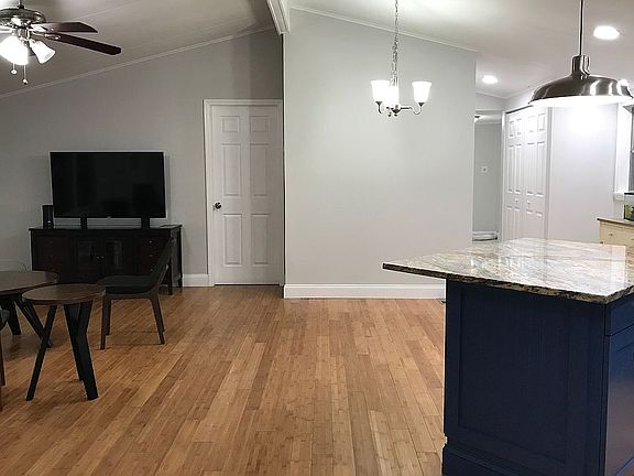 5th image of 9022 Bayou Dr
