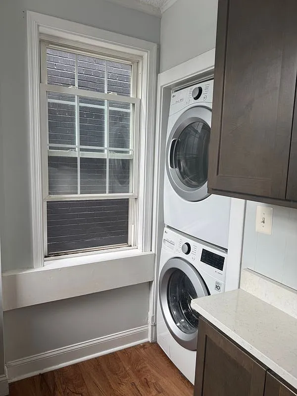 2 bed, 1.0 bath, 1000 sqft, $1,800 — Photo 3