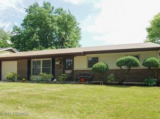 7859 Asbury Cir S, Hanover Park, IL
