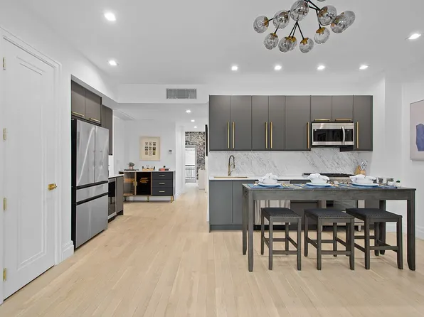 235 N Henry St #1A, Brooklyn, NY 11222